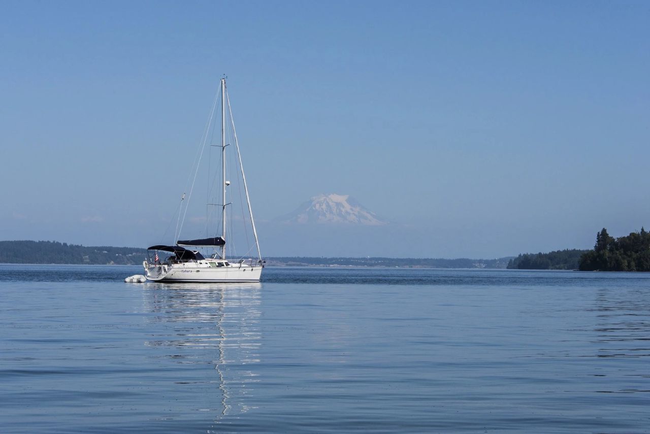 Rachel, Brian and Maui aboard SV Yahara